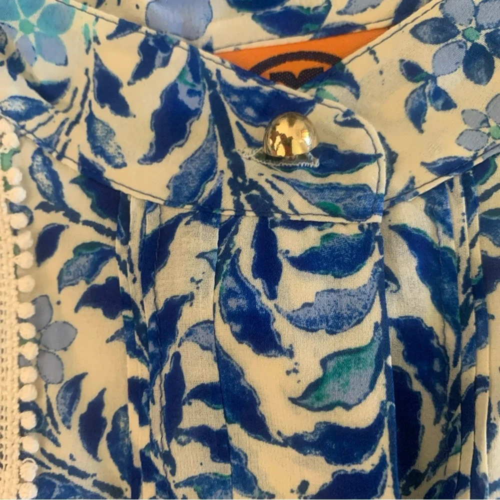 Tory Burch Top Size 2 Silk Floral Print Pompom Trim Button Up Blouse Blue White